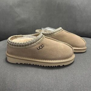 UGG Beige Women's Slippers Tasman Mustard Seed Sandals